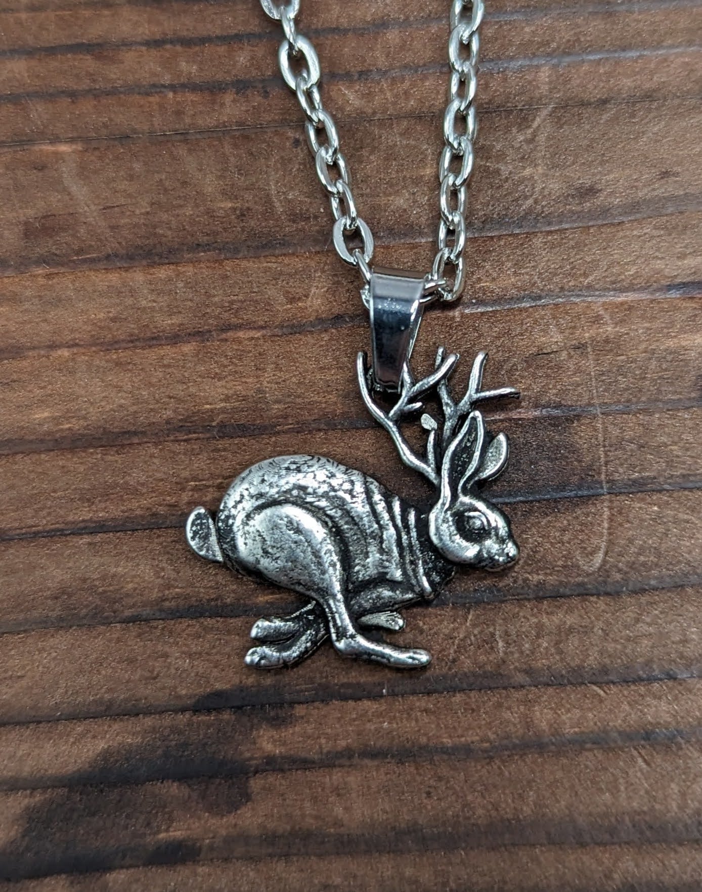 アクセサリー CTHY OBJECT NECKLACE RHODIUM SILVER Jackalope Necklace – Zanti Jewelry