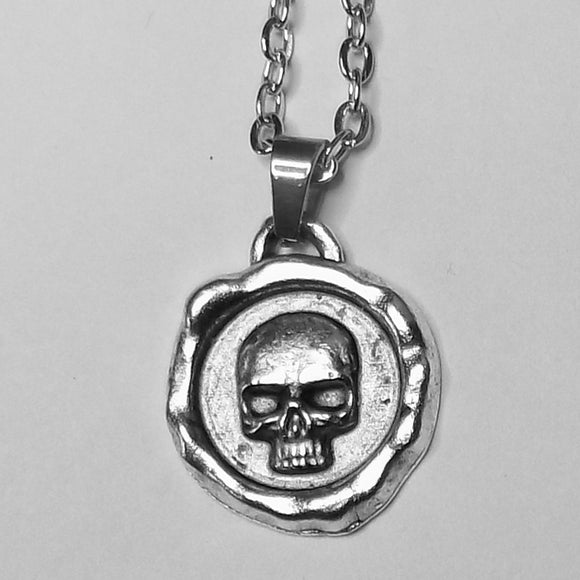 Warhammer 40k Skull purity wax seal necklace